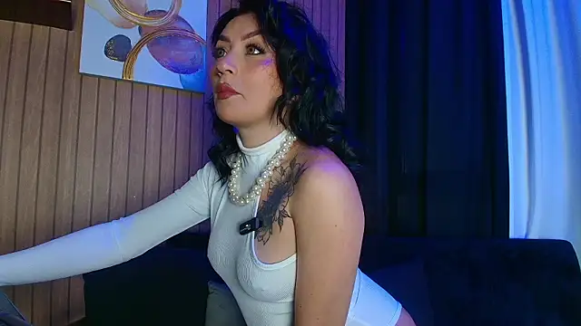 ArkaBella online show from February 4, 2026, 8:25 pm