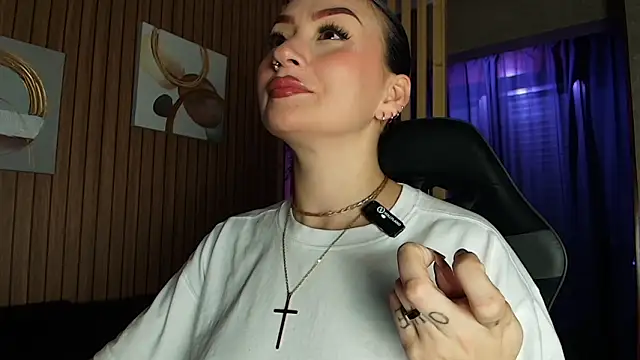 ArkaBella online show from March 12, 2026, 8:15 pm