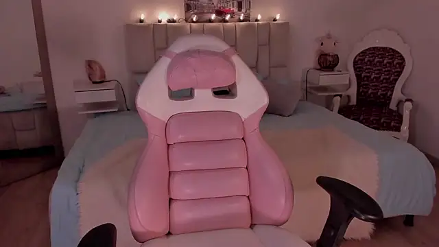 Snapshot of yenny_garcia chatting on March 12, 2026, 6:25 pm yenny garcia online show from March 12, 2026, 6:25 pm