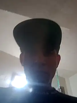 Snapshot of raiu1257 chatting on November 4, 2025, 8:57 am raiu1257 online show from November 4, 2025, 8:57 am