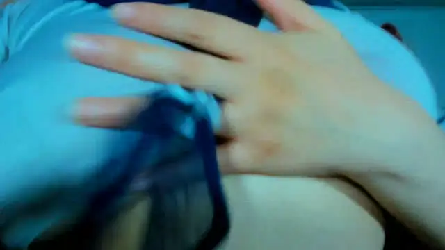 Snapshot of Lily_stone04 chatting on January 13, 2025, 3:56 am Lily stone04 online show from January 13, 2025, 3:56 am