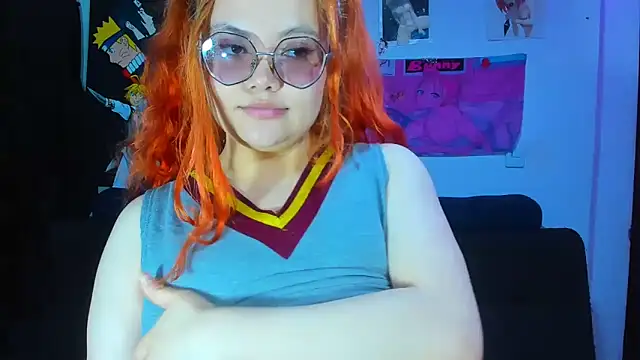 Snapshot of Lily_stone04 chatting on October 23, 2025, 5:29 am Lily stone04 online show from October 23, 2025, 5:29 am