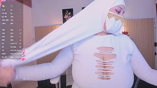 cloe sirena online show from February 19, 2026, 2:24 pm