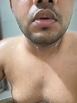 Snapshot of ved240 chatting on October 10, 2025, 3:11 pm ved240 online show from October 10, 2025, 3:11 pm