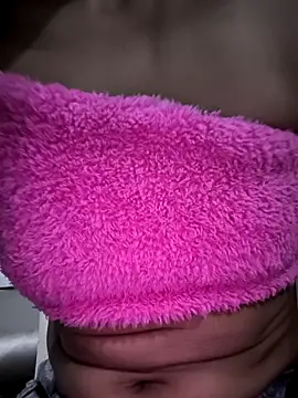 Snapshot of Cositarica_69 chatting on October 19, 2025, 5:52 am Cositarica 69 online show from October 19, 2025, 5:52 am