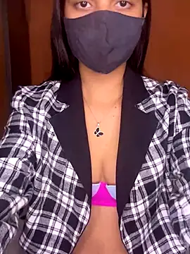 Snapshot of Black_baby chatting on November 17, 2025, 6:03 pm Black baby online show from November 17, 2025, 6:03 pm