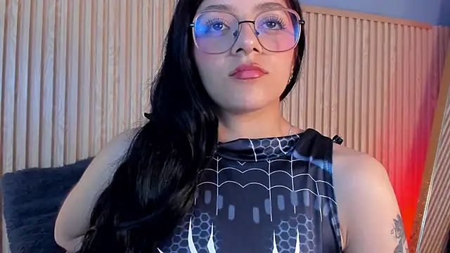 lana dol online show from October 23, 2025, 12:48 pm