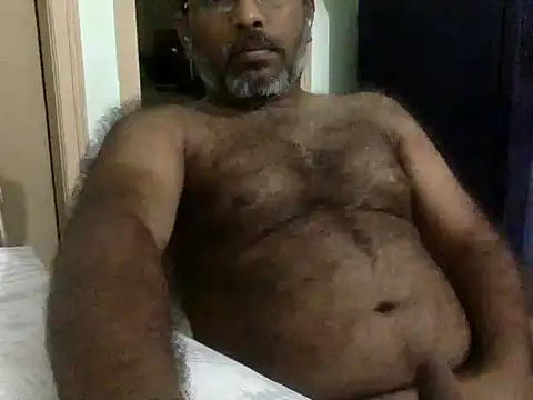 i am very hot 4u online show from May 19, 2026, 6:47 pm