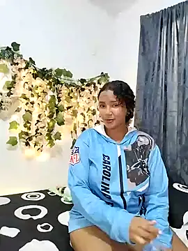 Snapshot of Bonnydopson7 chatting on January 13, 2025, 8:37 pm Bonnydopson7 online show from January 13, 2025, 8:37 pm