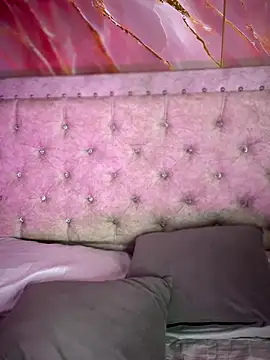 Rousse blue online show from October 31, 2025, 3:51 am