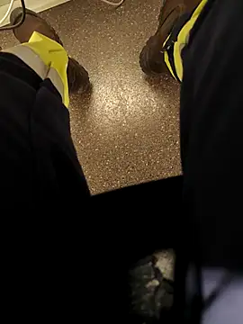 coppiapazza online show from February 5, 2026, 5:56 am