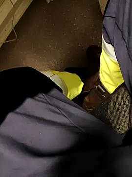 coppiapazza online show from February 11, 2026, 9:31 pm