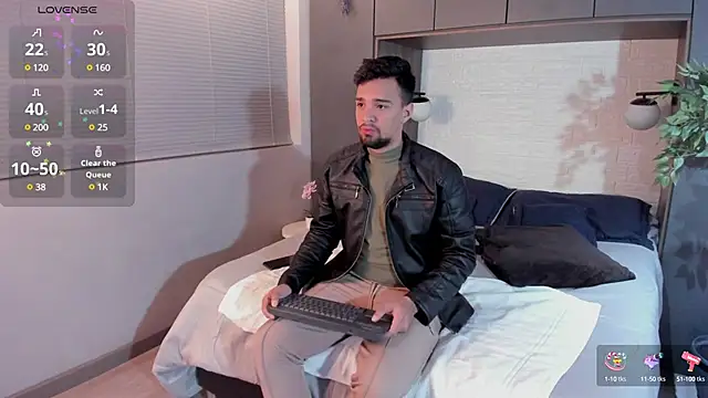Snapshot of Edward_max chatting on February 9, 2025, 3:32 am Edward max online show from February 9, 2025, 3:32 am