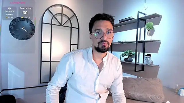 Edward max online show from May 7, 2026, 11:48 am
