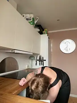 Hr Frk Olsen online show from October 17, 2025, 12:41 pm