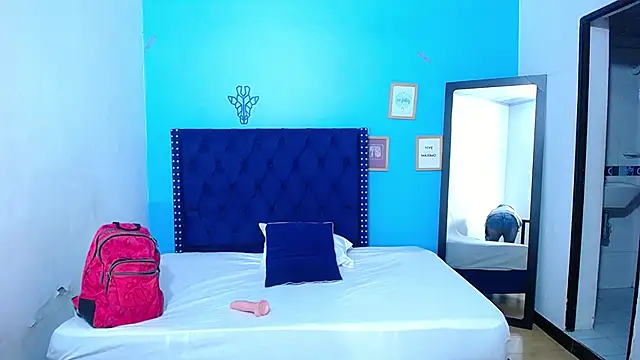 kinky redhead18 online show from December 7, 2024, 11:29 am