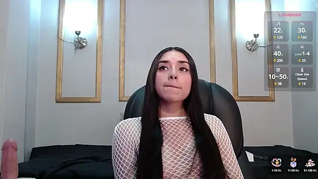 Kylie golden online show from February 27, 2025, 11:52 am