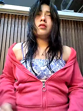 Snapshot of Elsa_sweet chatting on October 10, 2025, 4:22 am Elsa sweet online show from October 10, 2025, 4:22 am