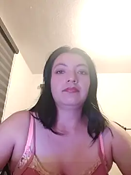 Snapshot of mao-duraznitt chatting on December 11, 2024, 4:07 am mao-duraznitt online show from December 11, 2024, 4:07 am