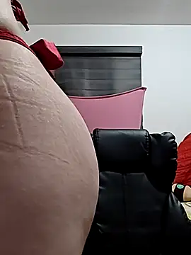 Snapshot of mao-duraznitt chatting on March 27, 2026, 2:28 am mao-duraznitt online show from March 27, 2026, 2:28 am