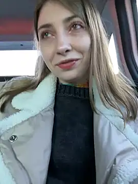 Snapshot of Sunny___Bunny chatting on December 12, 2024, 11:07 am Sunny   Bunny online show from December 12, 2024, 11:07 am