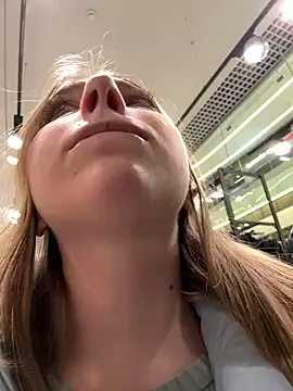 Snapshot of Sunny___Bunny chatting on December 16, 2024, 1:11 pm Sunny   Bunny online show from December 16, 2024, 1:11 pm