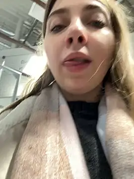 Snapshot of Sunny___Bunny chatting on January 2, 2025, 2:46 pm Sunny   Bunny online show from January 2, 2025, 2:46 pm