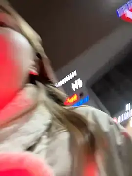 Snapshot of Sunny___Bunny chatting on January 2, 2025, 5:50 pm Sunny   Bunny online show from January 2, 2025, 5:50 pm