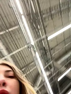 Snapshot of Sunny___Bunny chatting on February 13, 2025, 3:14 pm Sunny   Bunny online show from February 13, 2025, 3:14 pm