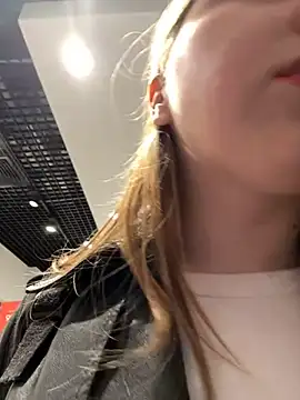 Snapshot of Sunny___Bunny chatting on February 22, 2025, 2:19 pm Sunny   Bunny online show from February 22, 2025, 2:19 pm