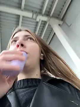 Snapshot of Sunny___Bunny chatting on October 26, 2025, 1:06 pm Sunny   Bunny online show from October 26, 2025, 1:06 pm