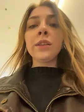 Sunny   Bunny online show from April 26, 2026, 11:08 am