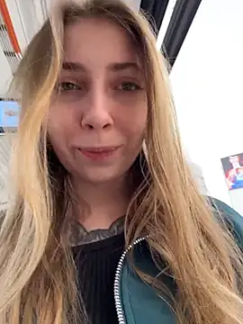 Sunny   Bunny online show from May 3, 2026, 11:05 am