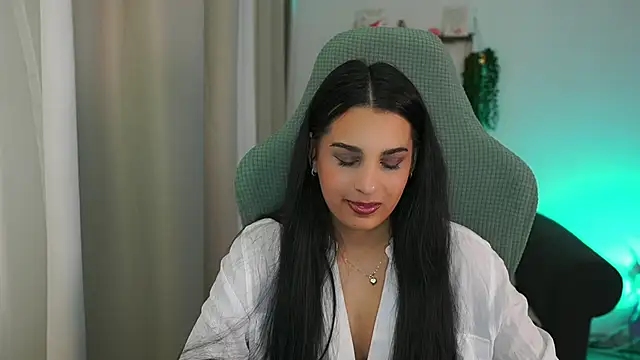 mila  denver online show from March 9, 2025, 2:10 pm