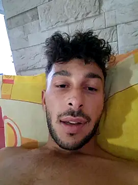 Snapshot of Iulianmarius12 chatting on September 19, 2025, 1:01 pm Iulianmarius12 online show from September 19, 2025, 1:01 pm