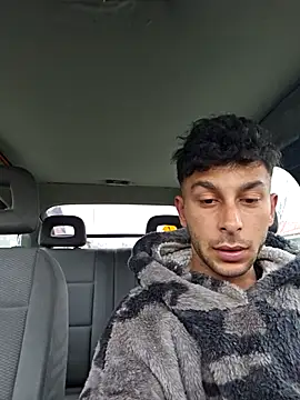 Snapshot of Iulianmarius12 chatting on March 22, 2026, 10:18 am Iulianmarius12 online show from March 22, 2026, 10:18 am