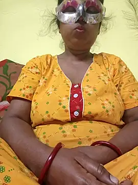 Snapshot of tinabhabhi chatting on February 23, 2026, 7:11 pm tinabhabhi online show from February 23, 2026, 7:11 pm