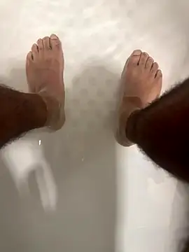 SensualG300 online show from November 16, 2025, 6:08 am