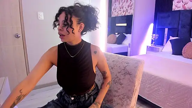 Snapshot of KatherineGomez chatting on July 16, 2026, 2:28 am KatherineGomez online show from July 16, 2026, 2:28 am