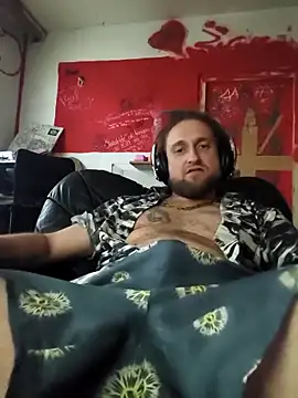 Snapshot of Ozomitro chatting on September 25, 2025, 3:27 pm Ozomitro online show from September 25, 2025, 3:27 pm