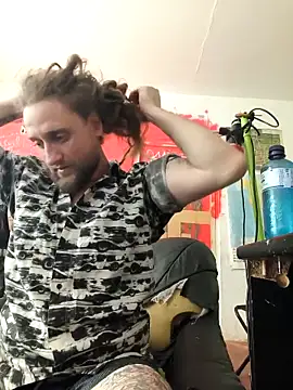 Snapshot of Ozomitro chatting on October 3, 2025, 2:47 pm Ozomitro online show from October 3, 2025, 2:47 pm