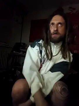 Snapshot of Ozomitro chatting on October 12, 2025, 4:00 am Ozomitro online show from October 12, 2025, 4:00 am