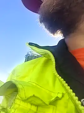 Snapshot of Ozomitro chatting on October 13, 2025, 11:10 am Ozomitro online show from October 13, 2025, 11:10 am