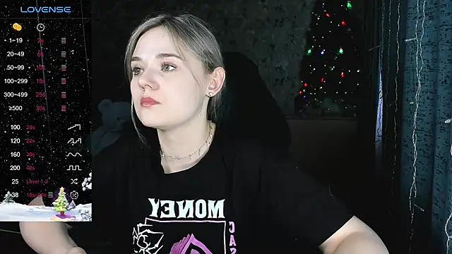 Your small bunny online show from January 3, 2025, 9:04 am