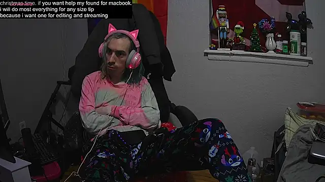 tallnerdyguy online show from January 4, 2025, 2:56 am