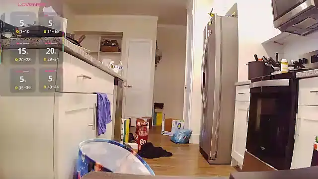 Snapshot of Strong_Bear89 chatting on September 22, 2025, 1:02 pm Strong Bear89 online show from September 22, 2025, 1:02 pm