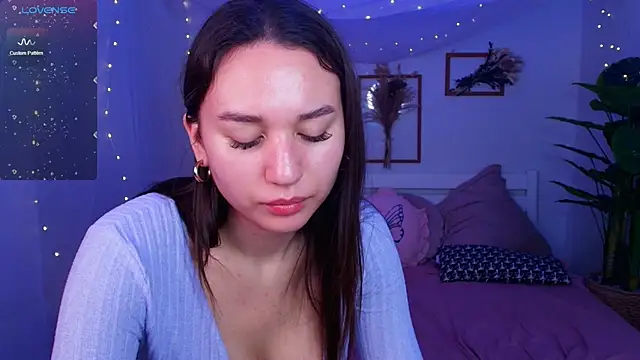 margeriTirell online show from October 10, 2025, 2:54 am