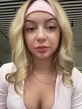 Snapshot of melissa_grr chatting on December 9, 2024, 9:28 am melissa grr online show from December 9, 2024, 9:28 am