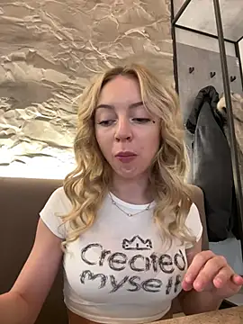 Snapshot of melissa_grr chatting on December 22, 2024, 8:38 am melissa grr online show from December 22, 2024, 8:38 am