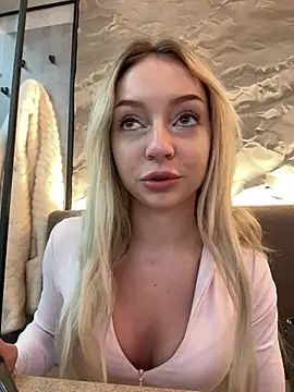 Snapshot of melissa_grr chatting on February 8, 2025, 10:29 am melissa grr online show from February 8, 2025, 10:29 am